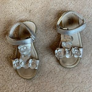 Girls Size 11.5 Kai sandals